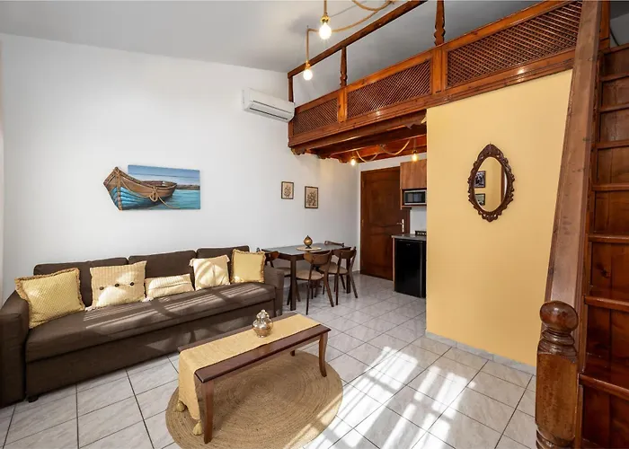 The Old Διαμέρισμα Σύμη